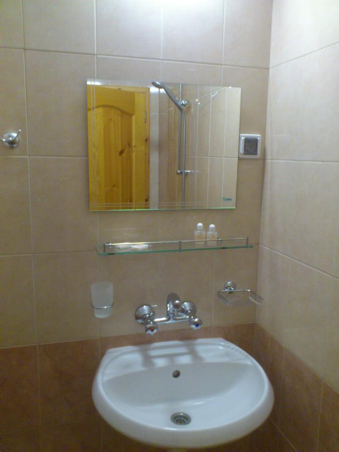 Yagodina Family Hotel Værelse billede