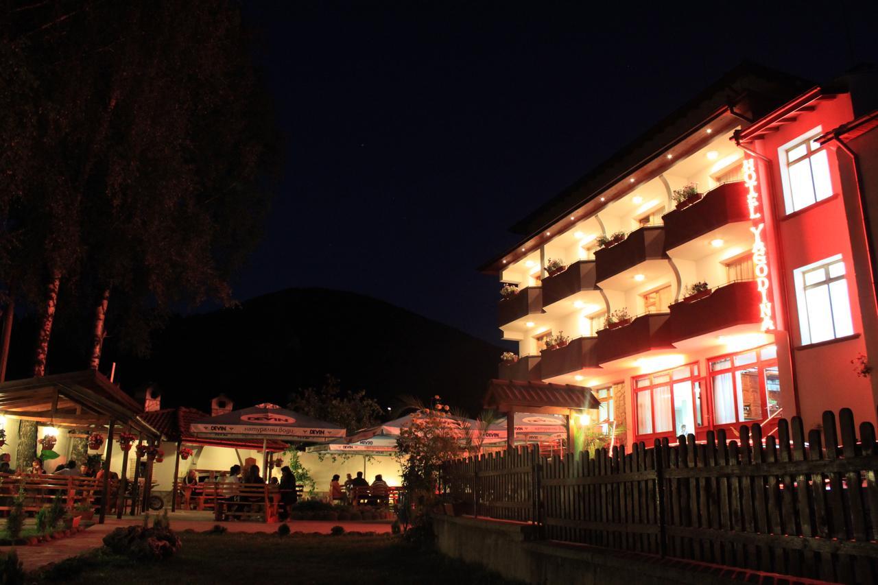 Yagodina Family Hotel Eksteriør billede